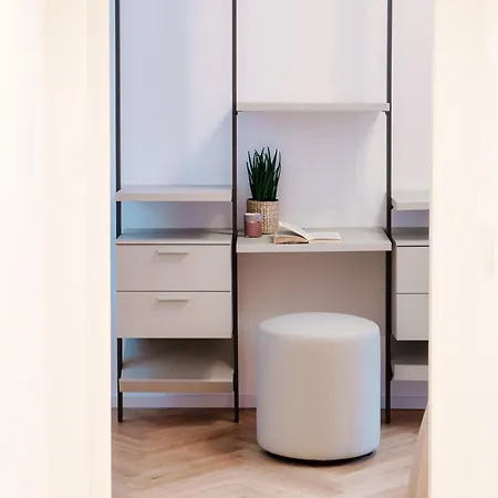 Appartement Stella - By Myhomeincomo *
