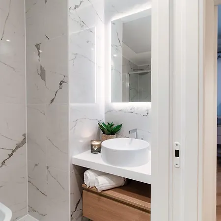 Appartement Stella - By Myhomeincomo