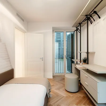 Stella - By Myhomeincomo * Como