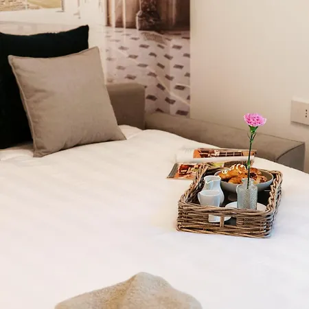 Apartmán Stella - By Myhomeincomo