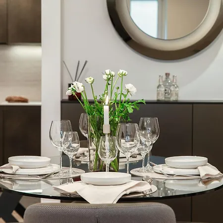 Stella - By Myhomeincomo 아파트 *