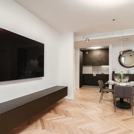 Stella - By Myhomeincomo *