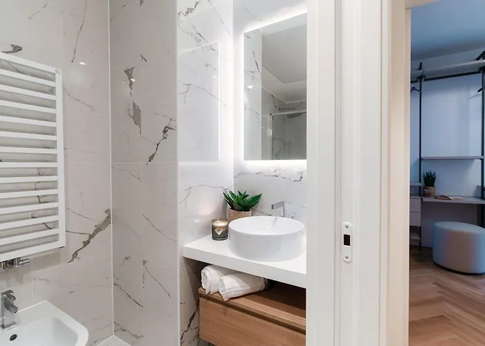 Apartament Stella - By Myhomeincomo